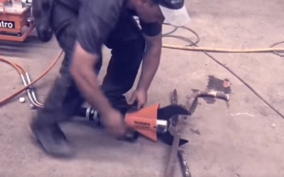 Vidéo : découper du métal à froid