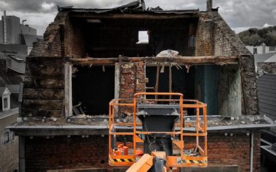 Déconstruction en cours d’une maison mitoyenne à Liège