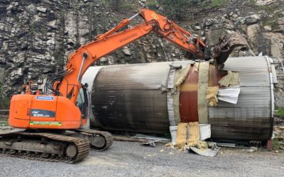 Démolition industrielle sur la carrière de Jemelle