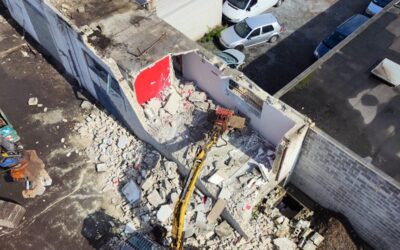 Travaux de déconstruction de halls industriels à Liège