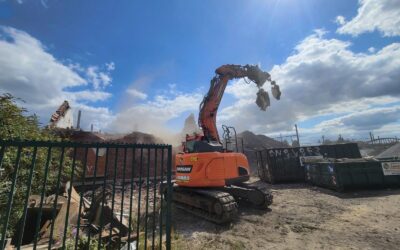 Travaux de démolition mécanique pour Infrabel à Tournai, Quenast et Mouscron